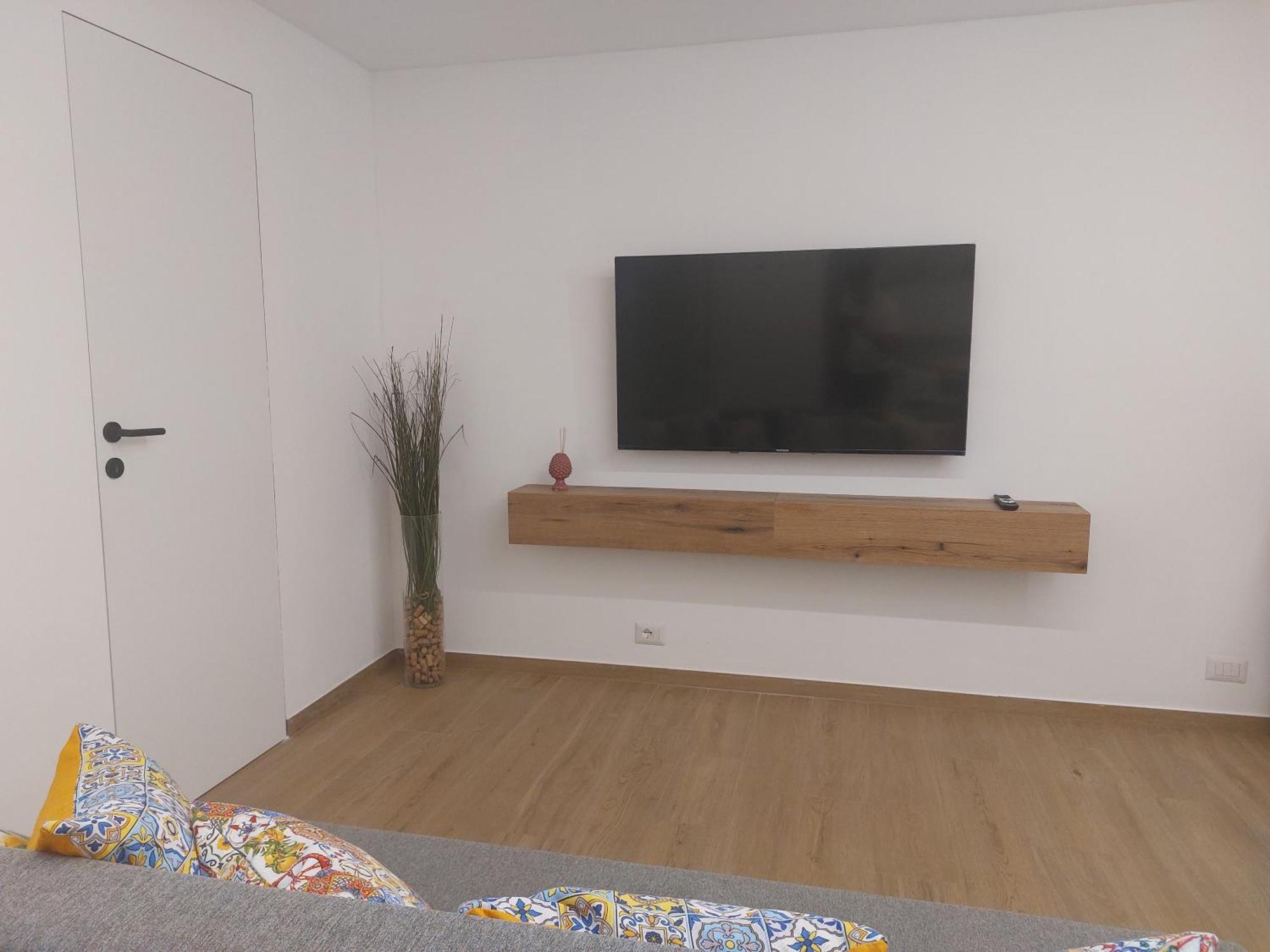 Giglioapartment Etna Mare Ачи Костелло Экстерьер фото